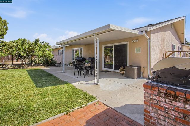 1740 Clayton Way, Concord, CA 94519