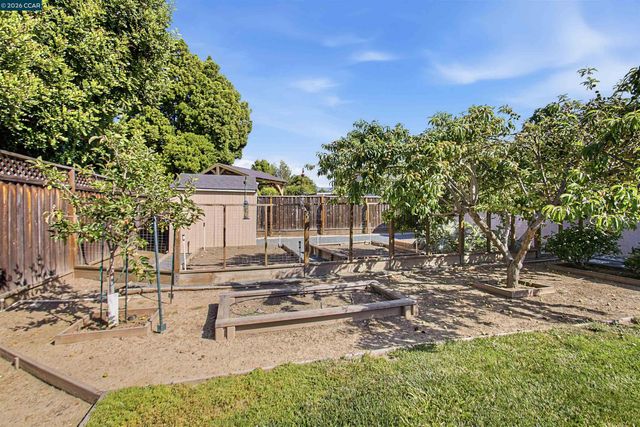 1740 Clayton Way, Concord, CA 94519