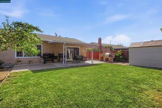 1740 Clayton Way, Concord, CA 94519