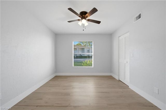 1330 Derbyshire CT E101, Naples, FL 34116