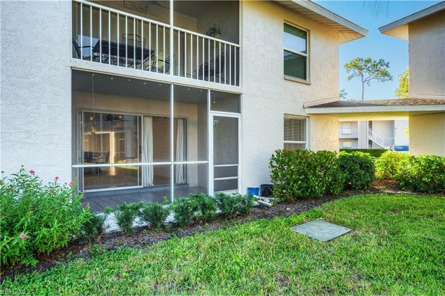 1330 Derbyshire CT E101, Naples, FL 34116