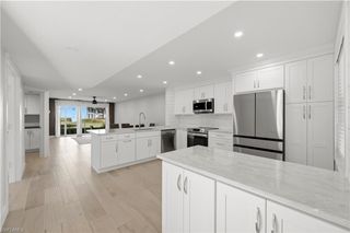 1330 Derbyshire CT E101, Naples, FL 34116