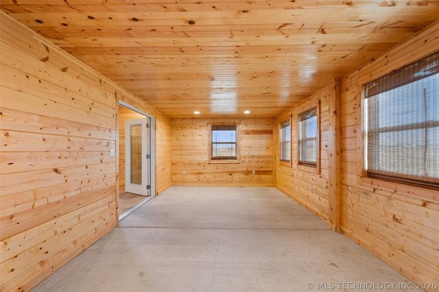 13908 N 3973 Drive, Dewey, OK 74029