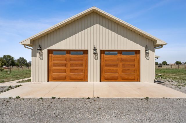 13908 N 3973 Drive, Dewey, OK 74029