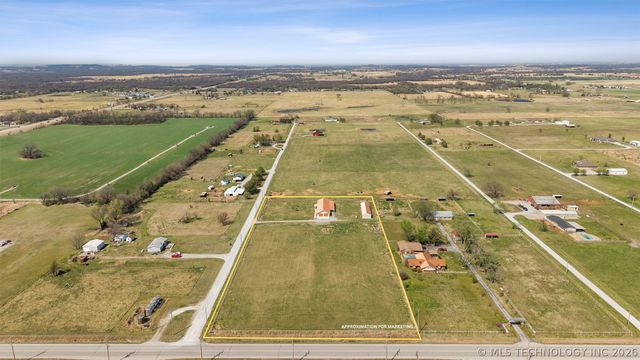 13908 N 3973 Drive, Dewey, OK 74029