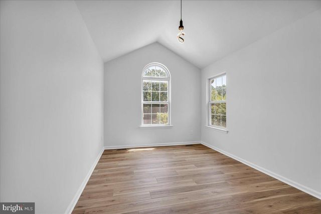 35 WILTONS LANDING RD, Sicklerville, NJ 08081