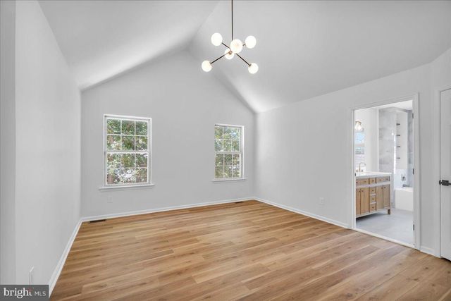 35 WILTONS LANDING RD, Sicklerville, NJ 08081