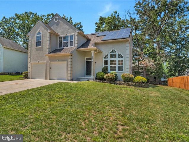 35 WILTONS LANDING RD, Sicklerville, NJ 08081