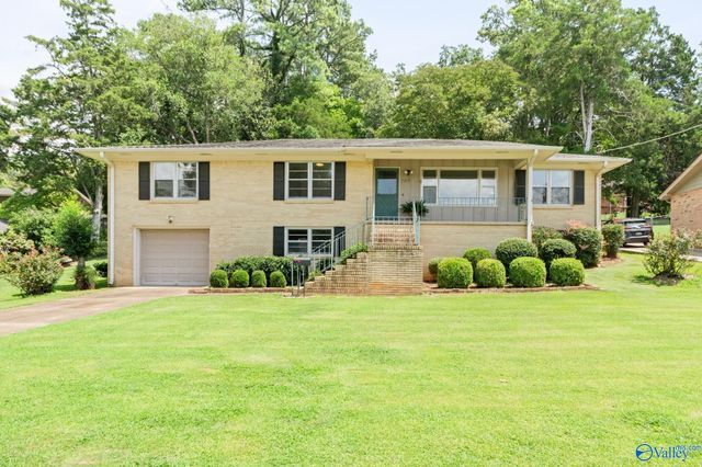 703 Cleermont Drive, Huntsville, AL 35801