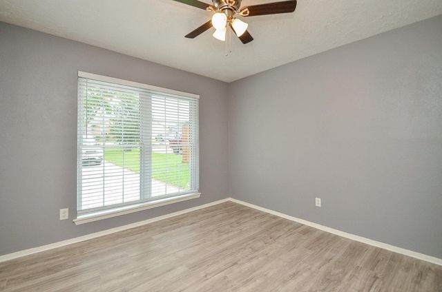 12791 Lake Conroe Hills Drive, Willis, TX 77318