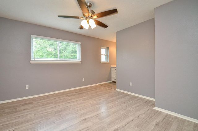 12791 Lake Conroe Hills Drive, Willis, TX 77318