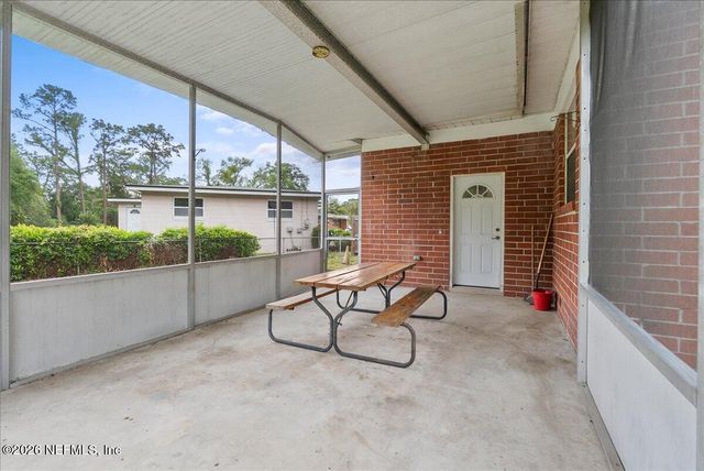 6402 LOU Court, Jacksonville, FL 32216