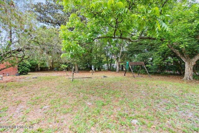 6402 LOU Court, Jacksonville, FL 32216