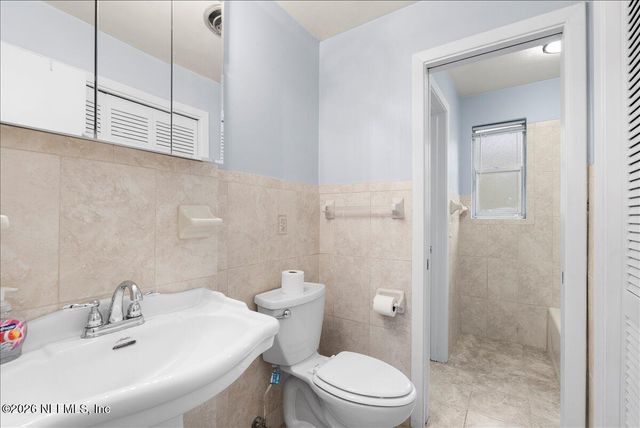 6402 LOU Court, Jacksonville, FL 32216
