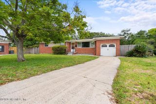 6402 LOU Court, Jacksonville, FL 32216