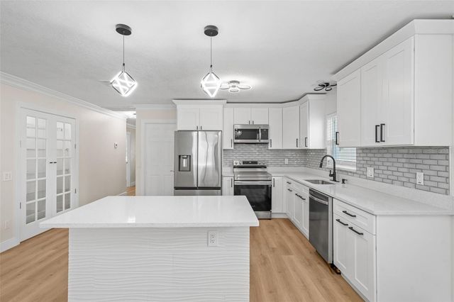 4828 22ND AVENUE N, St Petersburg, FL 33713