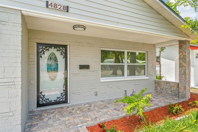 4828 22ND AVENUE N, St Petersburg, FL 33713