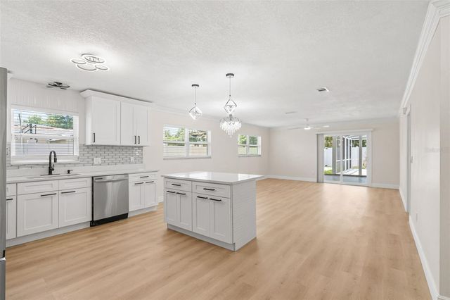 4828 22ND AVENUE N, St Petersburg, FL 33713