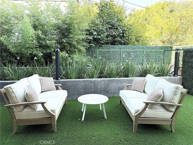 1618 Hilts Avenue 103, Los Angeles, CA 90024