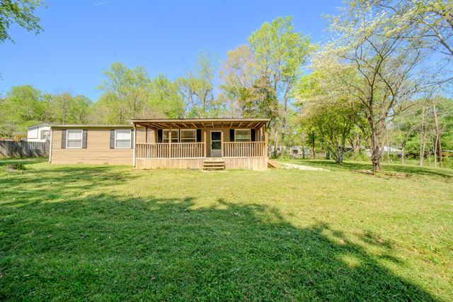 4461 S Creek Dr, Cookeville, TN 38506