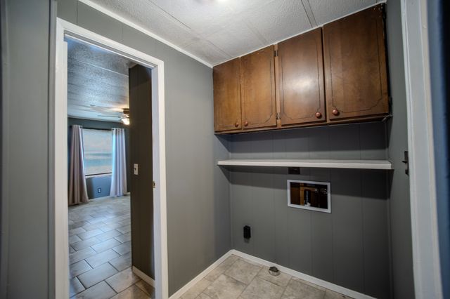 4461 S Creek Dr, Cookeville, TN 38506