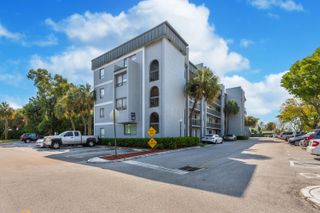 1700 N Congress 302, West Palm Beach, FL 33401