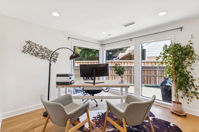 9616 Viewside Drive, Dallas, TX 75231