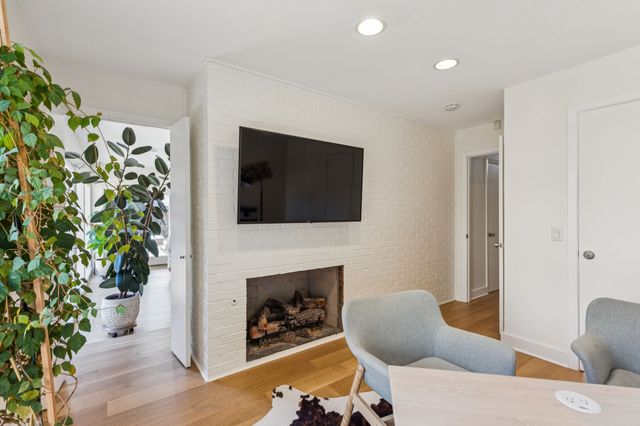 9616 Viewside Drive, Dallas, TX 75231