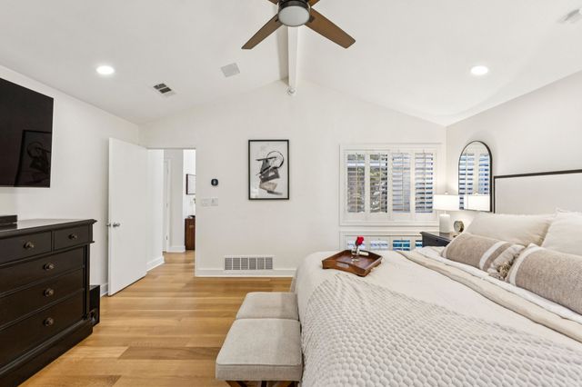 9616 Viewside Drive, Dallas, TX 75231