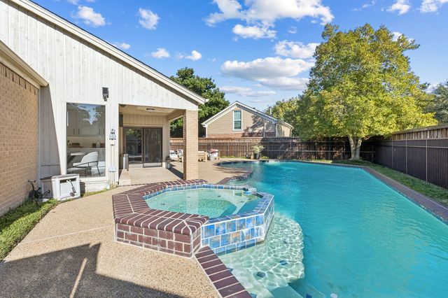 9616 Viewside Drive, Dallas, TX 75231