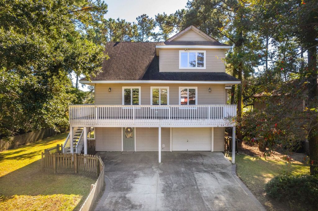 Image 1 of property listing at 705 Teakwood Lane Lot 156, Kill Devil Hills, NC 27948