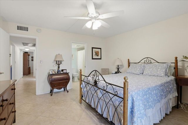 3004 Portofino Isle E2, Coconut Creek, FL 33066