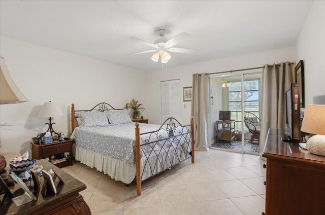 3004 Portofino Isle E2, Coconut Creek, FL 33066