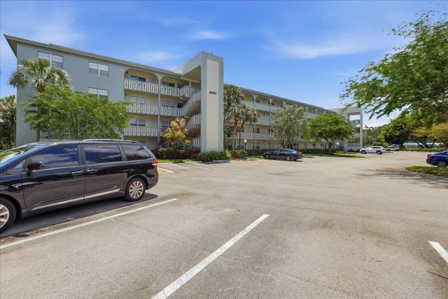 3004 Portofino Isle E2, Coconut Creek, FL 33066