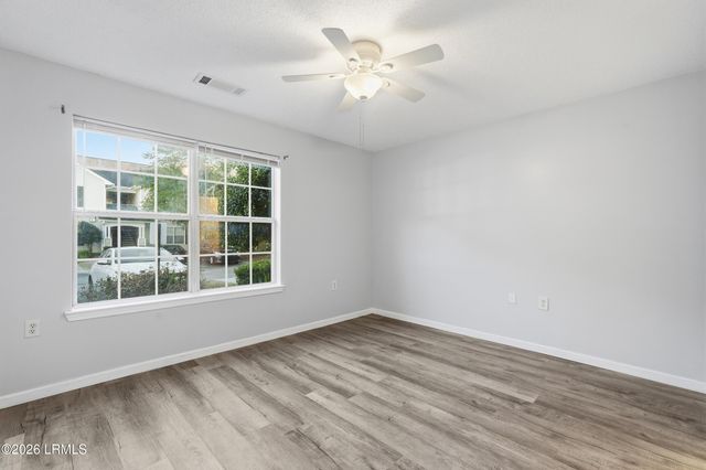 50 Pebble Beach Cv Apt D113, Bluffton, SC 29910