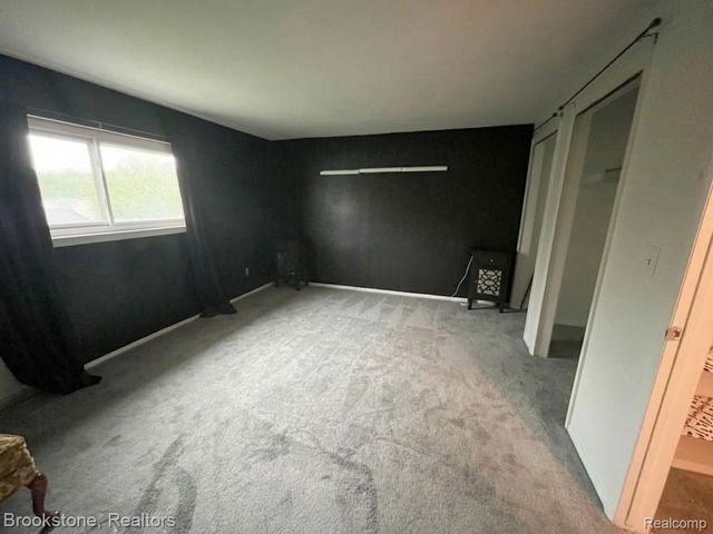 16369 Brittany Drive, Roseville, MI 48066