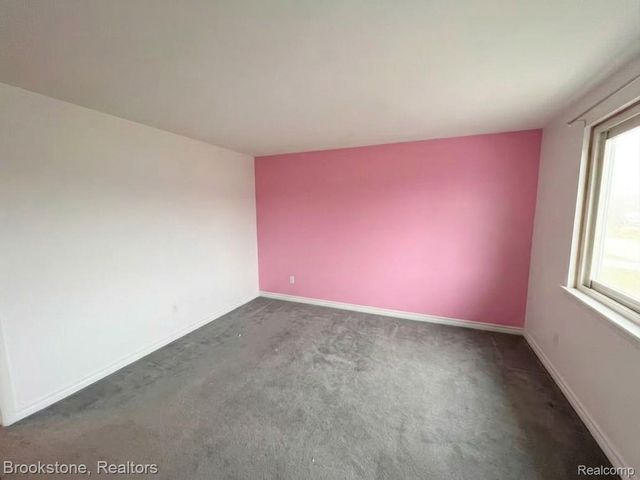 16369 Brittany Drive, Roseville, MI 48066
