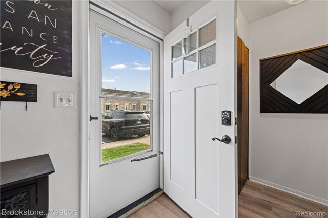 16369 Brittany Drive, Roseville, MI 48066