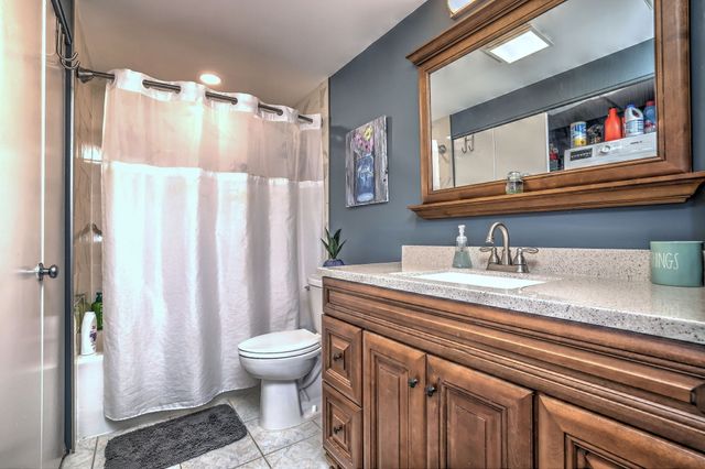 85 Viscount Drive A26, Milford, CT 06460