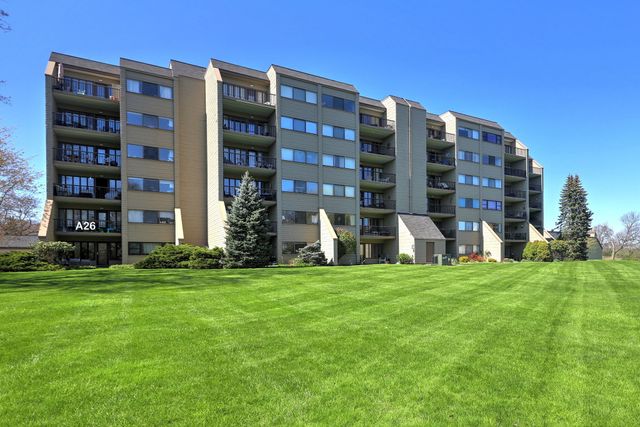 85 Viscount Drive A26, Milford, CT 06460