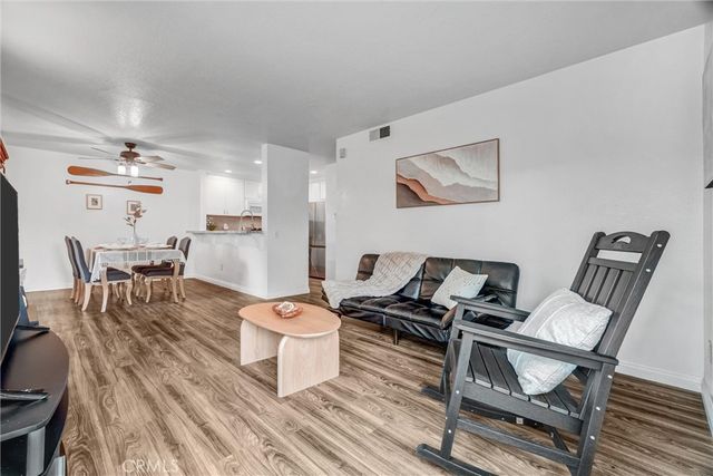 25713 Sycamore Pointe, Lake Forest, CA 92630