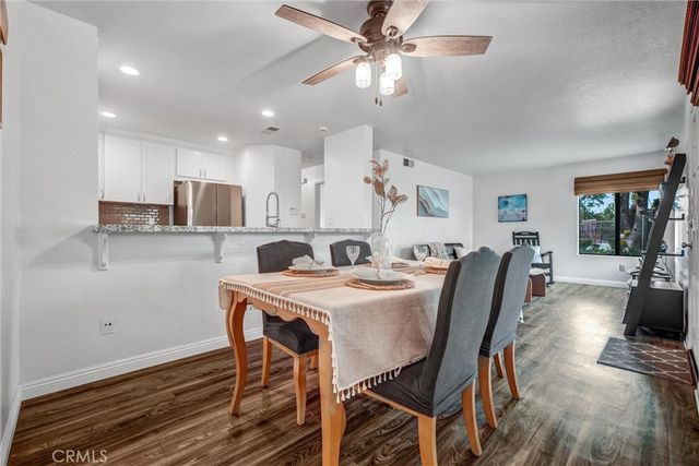 25713 Sycamore Pointe, Lake Forest, CA 92630