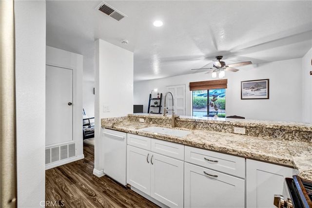 25713 Sycamore Pointe, Lake Forest, CA 92630