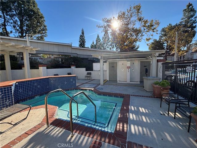 25713 Sycamore Pointe, Lake Forest, CA 92630