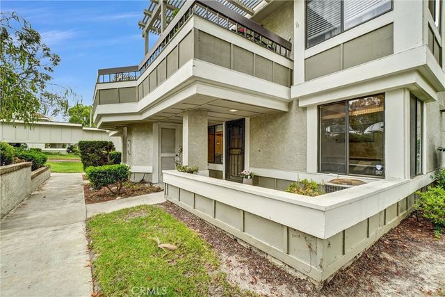 25713 Sycamore Pointe, Lake Forest, CA 92630