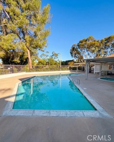 25713 Sycamore Pointe, Lake Forest, CA 92630