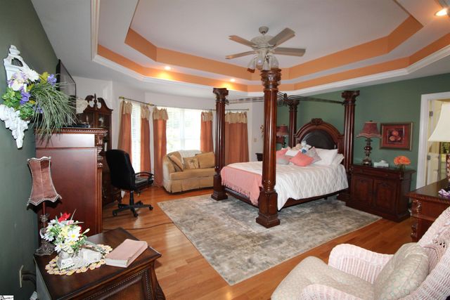 178 Tuscany Lane, Chesnee, SC 29323