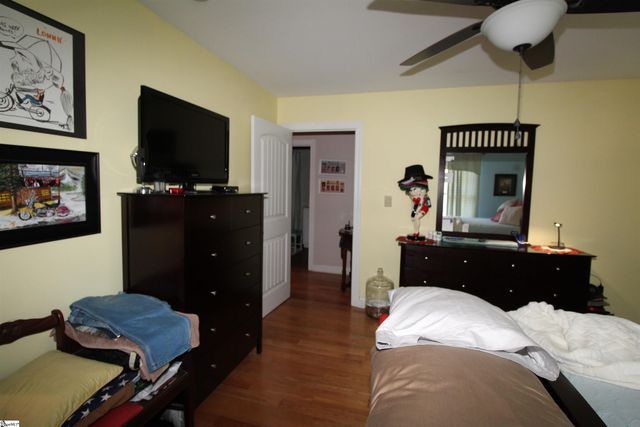 178 Tuscany Lane, Chesnee, SC 29323