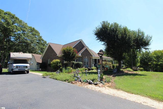 178 Tuscany Lane, Chesnee, SC 29323