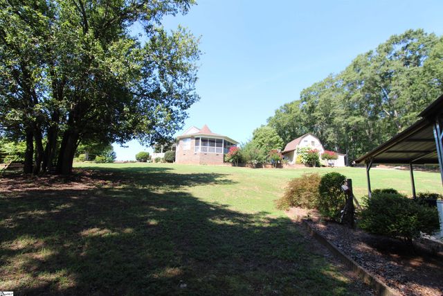 178 Tuscany Lane, Chesnee, SC 29323